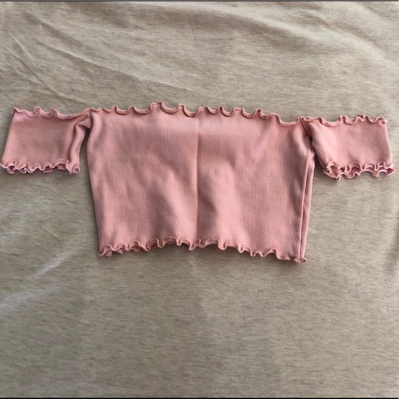 Tops - Pink off the shoulder crop top